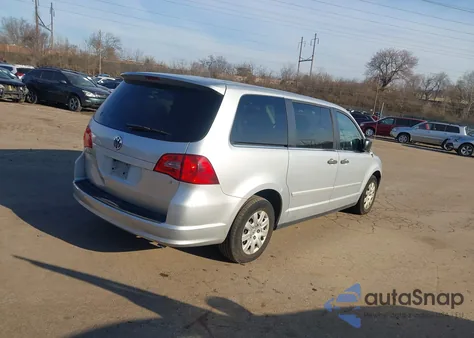 2011 Volkswagen Routan S из США, поврежденный, VIN 2V4RW4DG1BR805217